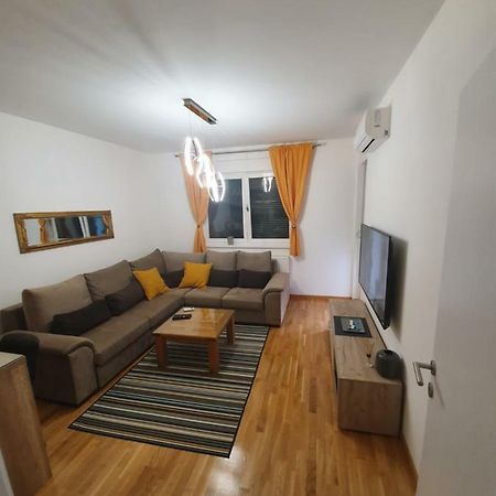 Apartman Lux دوبوي المظهر الخارجي الصورة