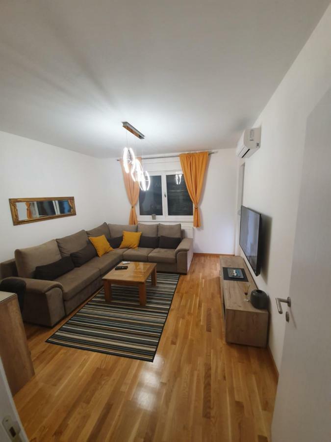 Apartman Lux دوبوي المظهر الخارجي الصورة