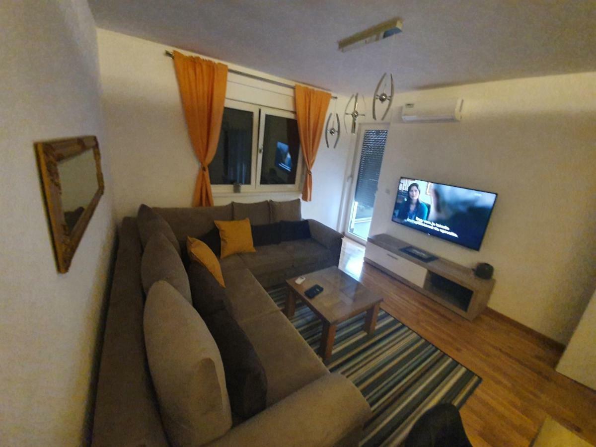Apartman Lux دوبوي المظهر الخارجي الصورة